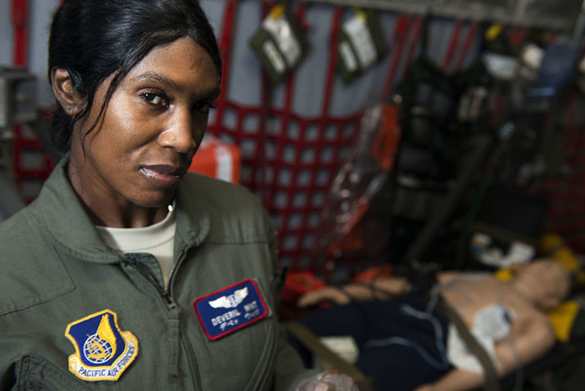 advantages-of-a-career-in-transport-and-flight-nursing-toughnickel