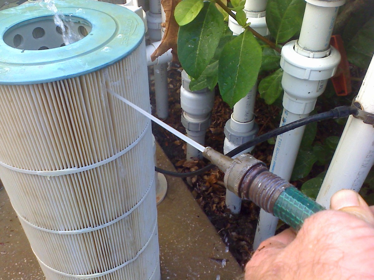 How to Clean a Cartridge Filter If You Have a Green & Cloudy Pool