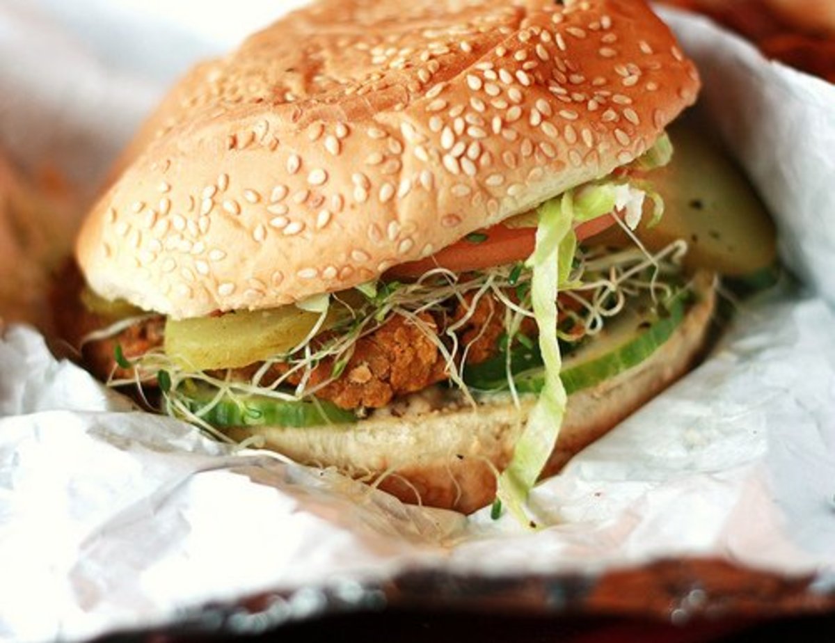 11 Healthy (and Yummy!) Veggie Burger Recipes