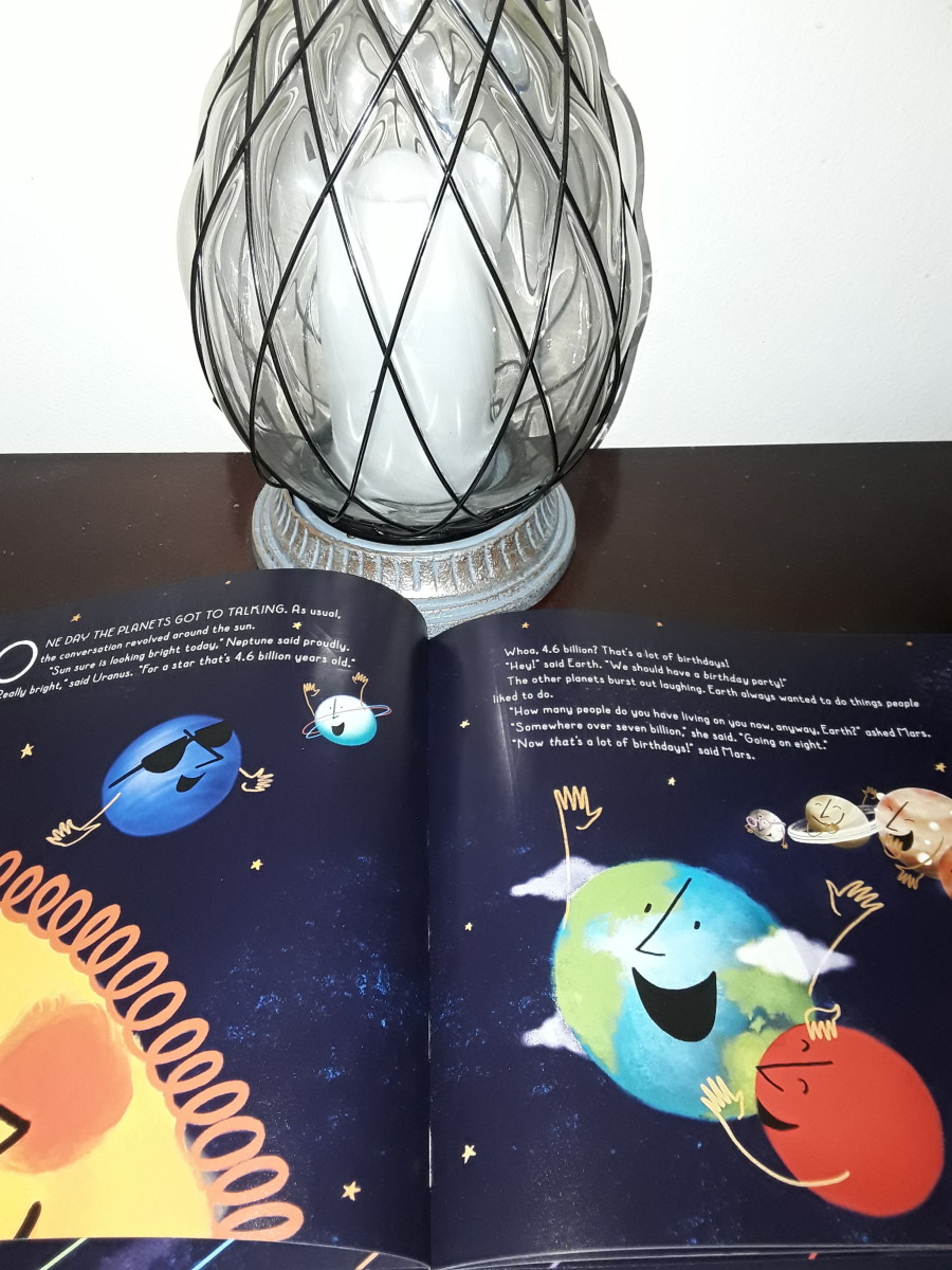 solar-system-party-and-fun-facts-to-learn-about-space-in-creative-picture-book