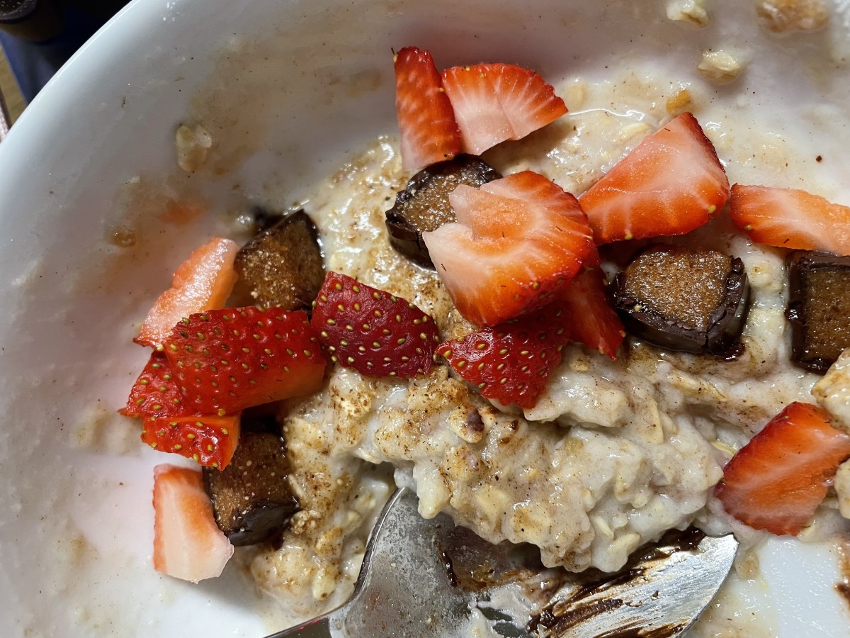 Protein Oatmeal With Fruit