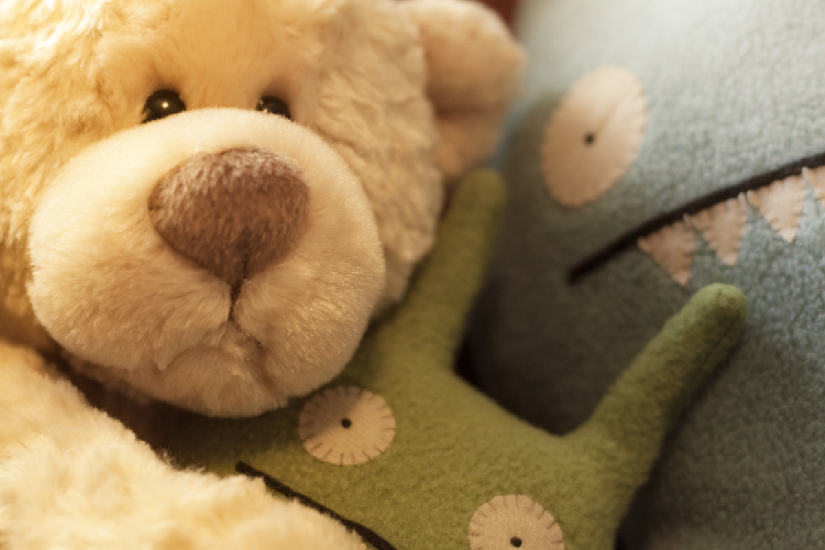 Gund Teddy Bears generally have a sweet appearance to their faces and are incredibly durable!