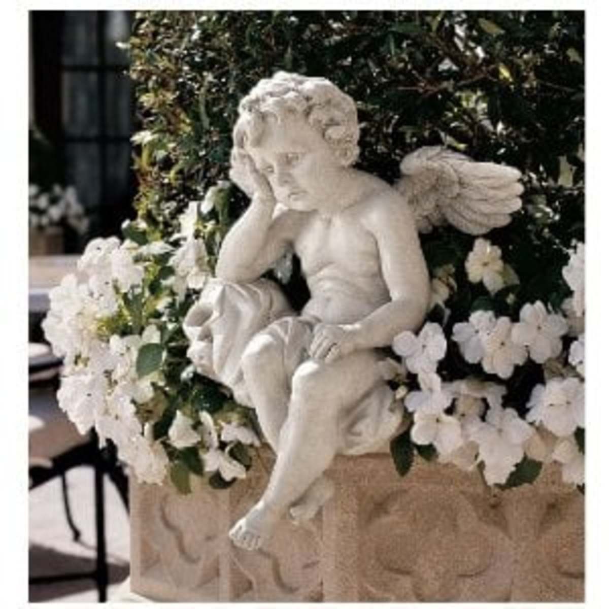 Using Garden Ornaments To Accent Your Garden