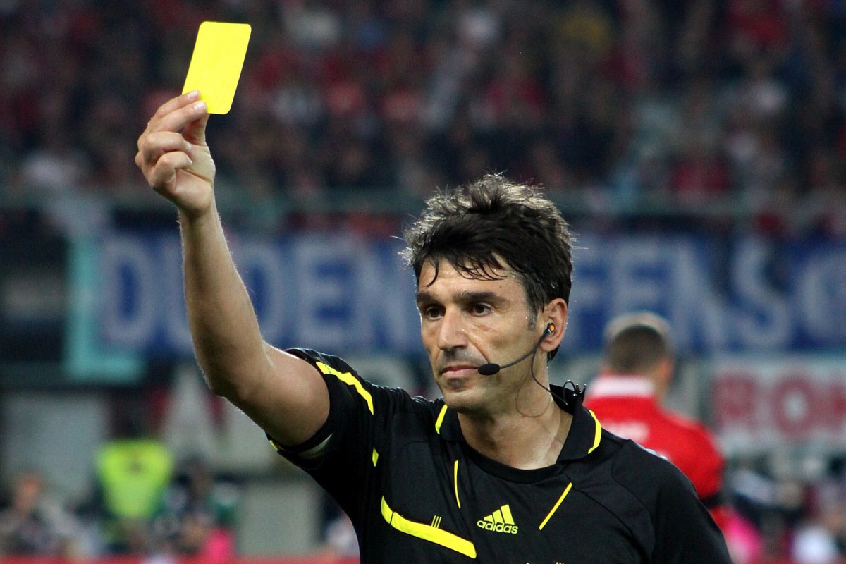 23 Football Referee Signals With Images And Meanings HowTheyPlay