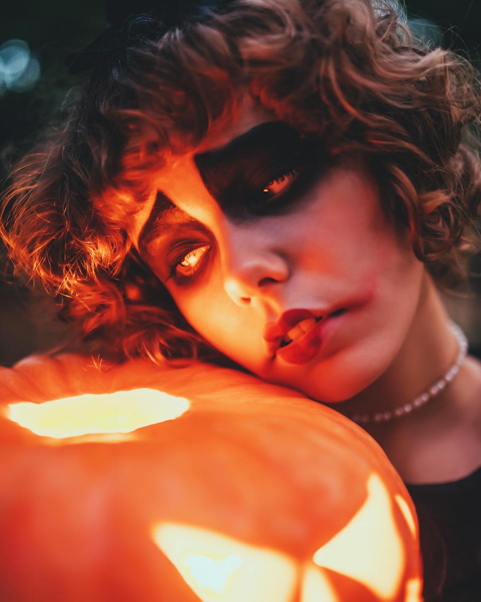 10 Creepy Halloween Makeup Ideas