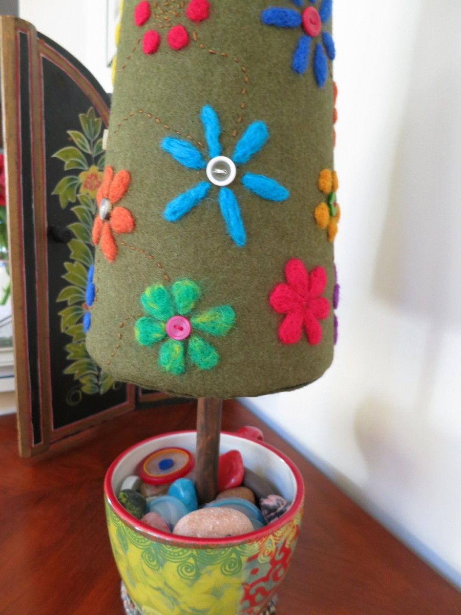 diy-craft-needle-felted-tree-for-christmas-or-everyday-decoration