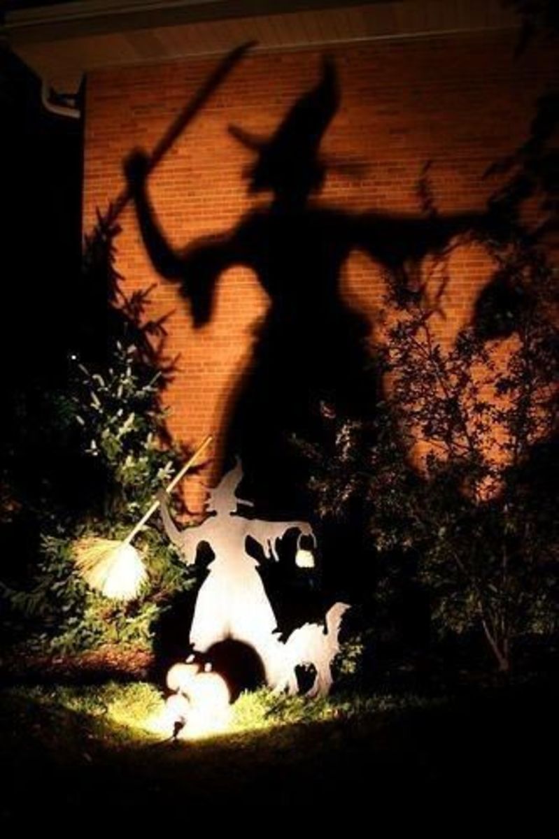 This project is amazingly effective—look at that giant, creepy witch shadow!