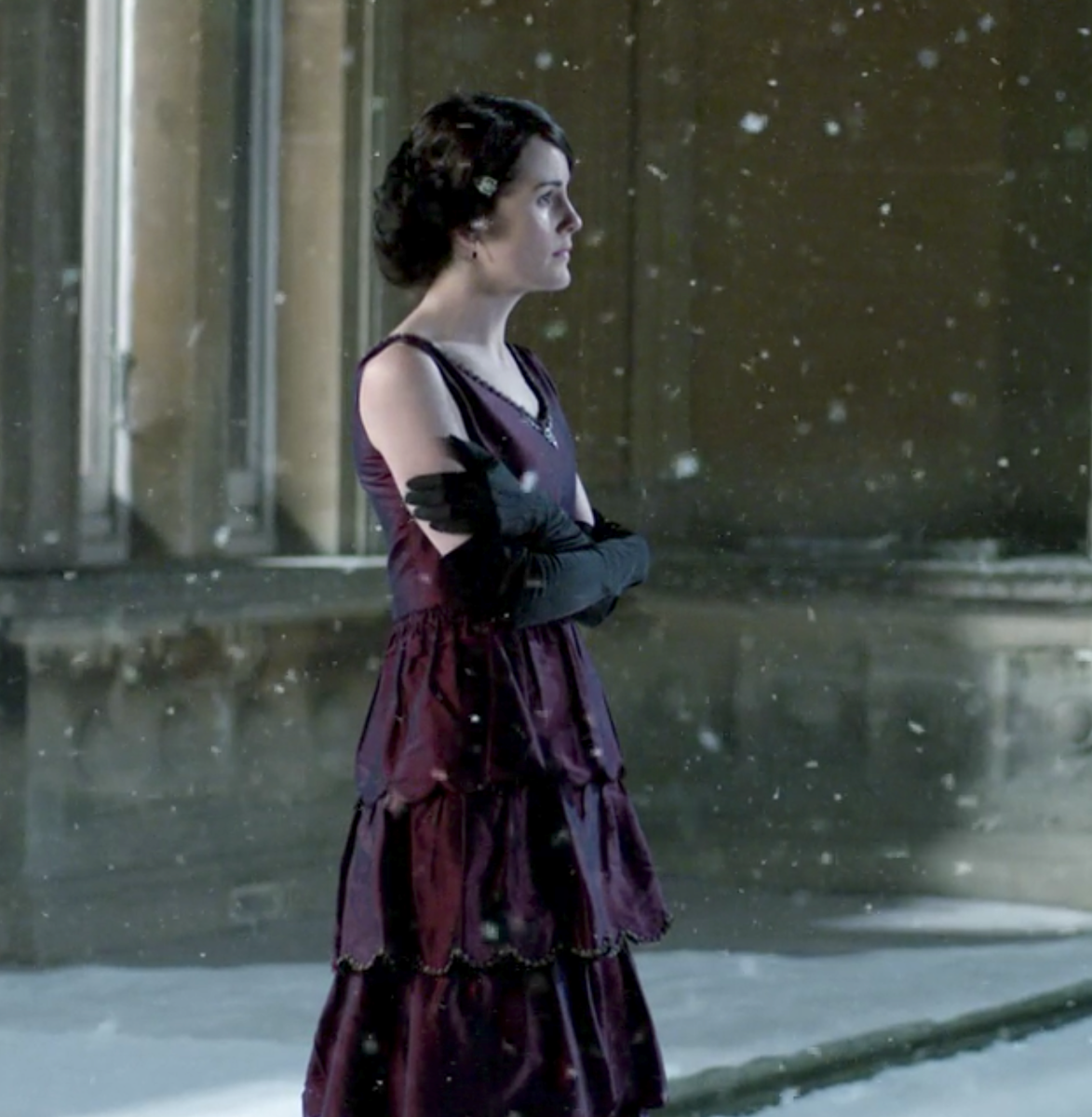 Michelle Dockery as Lady Mary Crawley, Downton Abbey Season 2