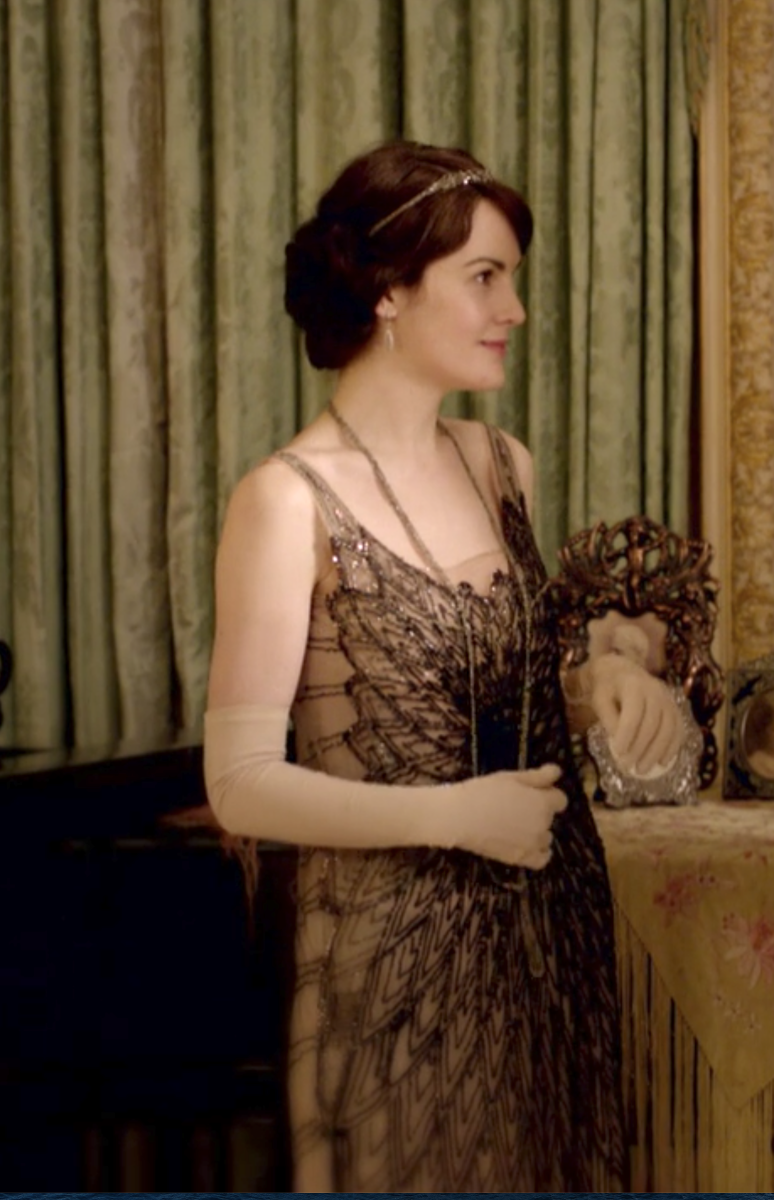 Michelle Dockery as Lady Mary Crawley, Downton Abbey Season 2