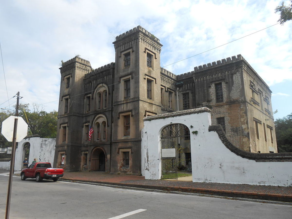 The Old Charleston City Jail (the scariest and most haunted place in South Carolina).
