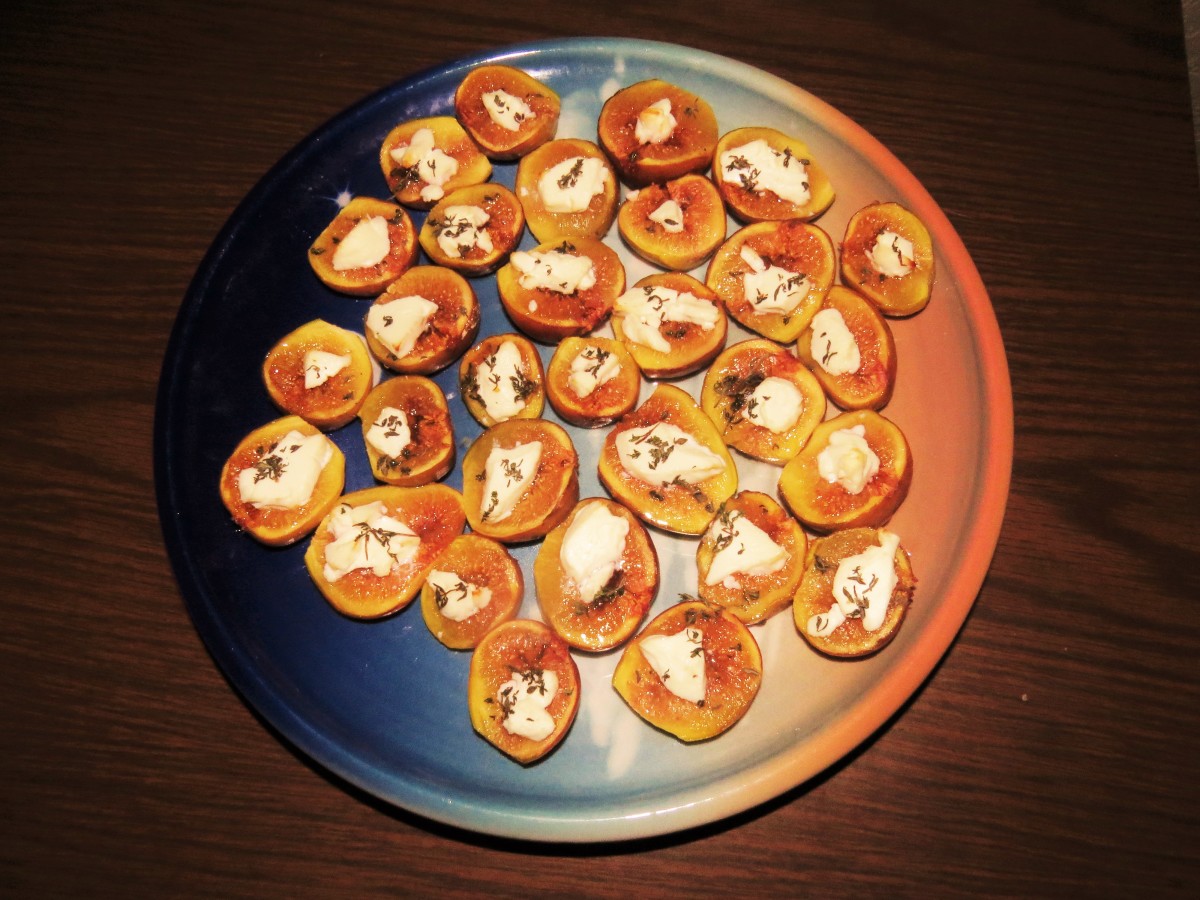 Transfer the roasted figs with goat cheese and thyme to a serving platter