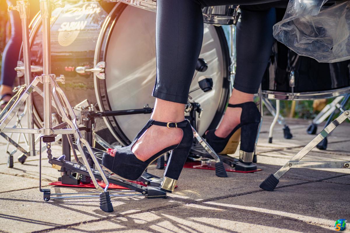 These top 7 female drummers will rock your socks off!