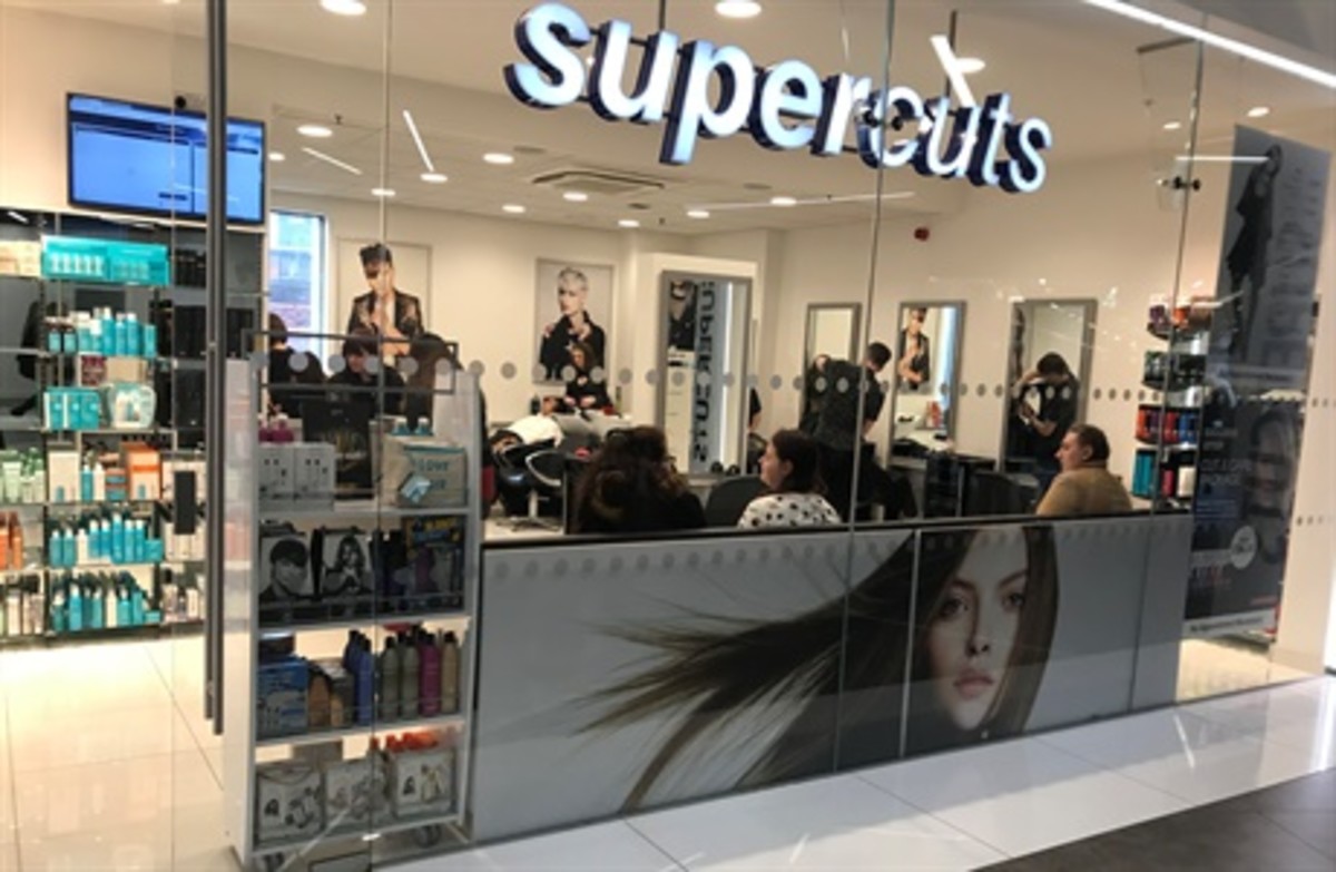 In 1975, Supercuts—a hair salon franchise with over 2,500 locations across the United States—was founded by Geoffrey M. Rappaport and Frank E. Emmett. The company’s first location was in Albany, New York.