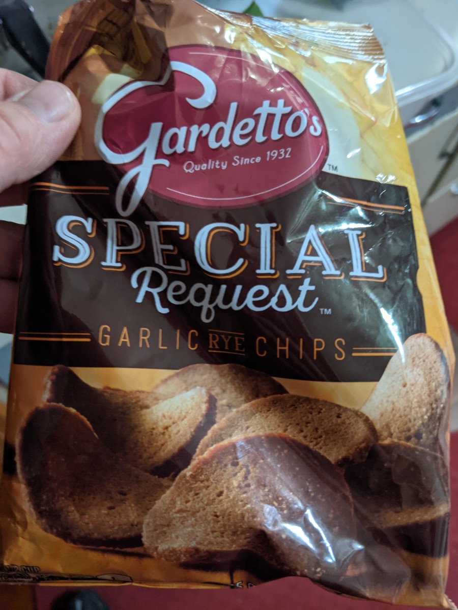 Gardettos seems to be the choice for rye crackers.