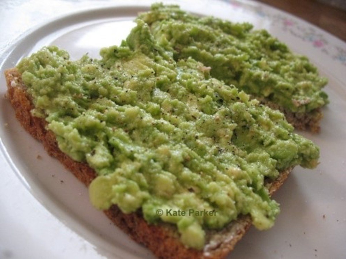how-to-make-a-simple-delicious-and-insanely-nutritious-avocado-sandwich