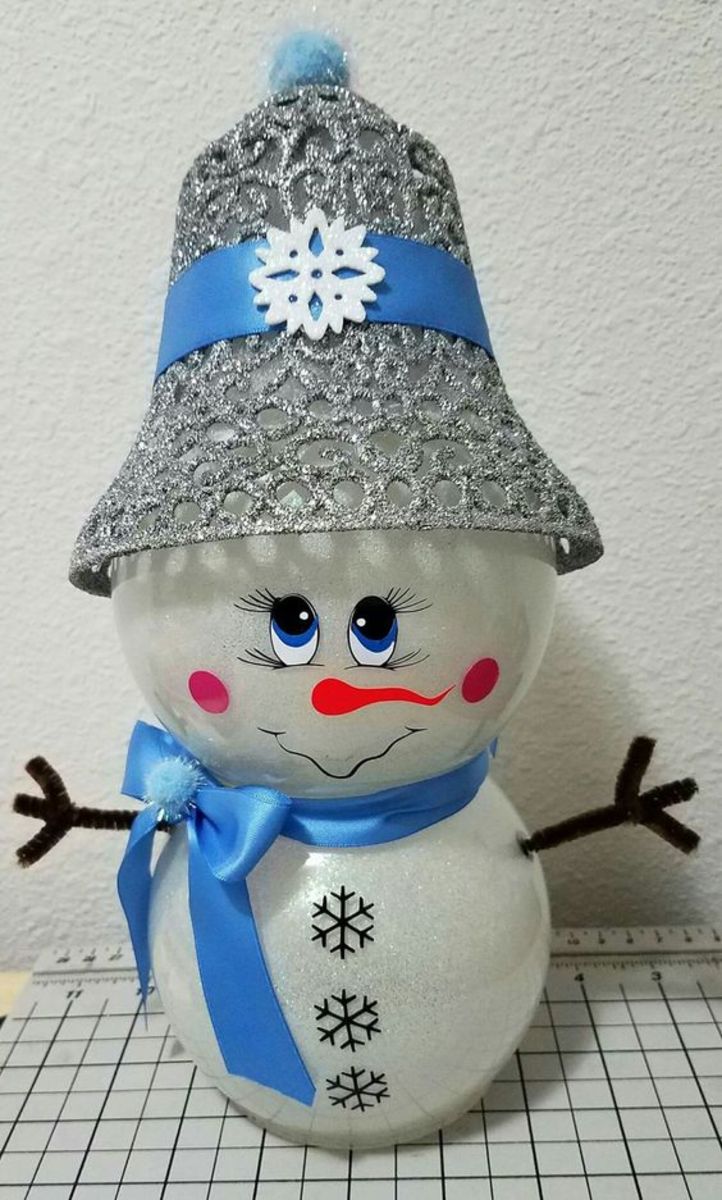 Fishbowl Snowman With Bell Hat