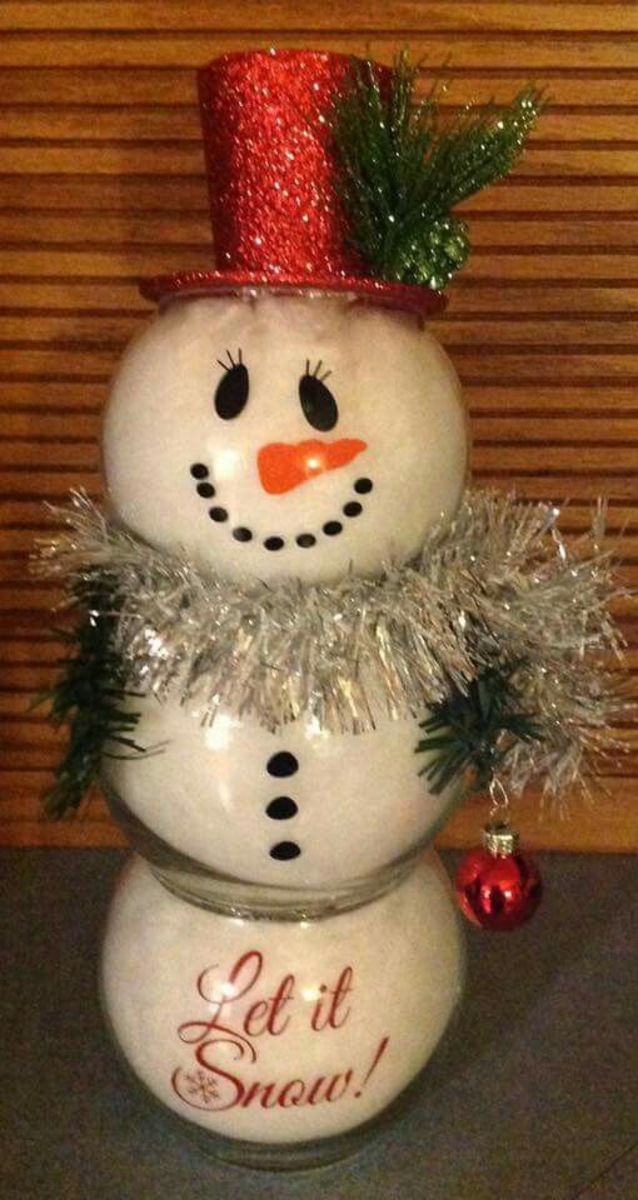 Filled Fishbowl Snowman (Stuff the vases with cotton fill!)