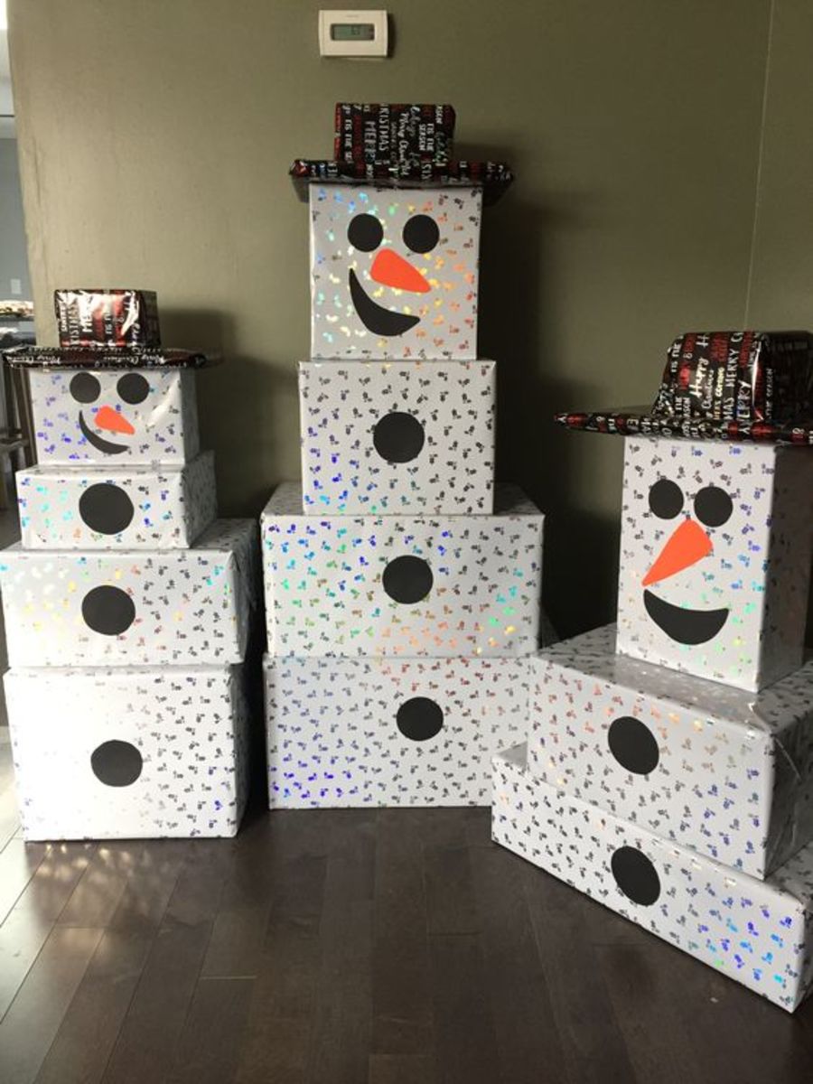 Sparkly Gift Box Snowmen