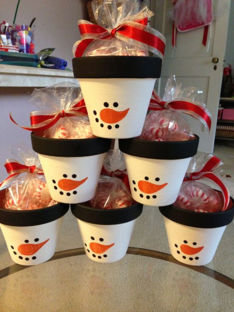 Paper Cup Snowmen