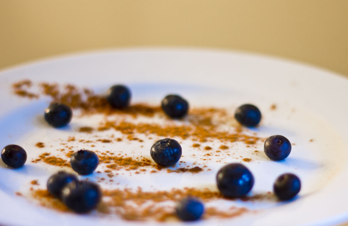 Cinnamon and blueberries taste great together!