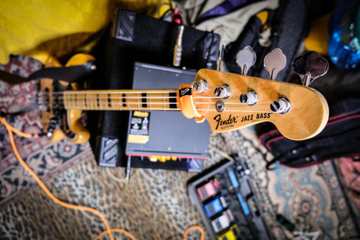 The Fender Jazz Bass is a classic. How does the MIM version stack up?