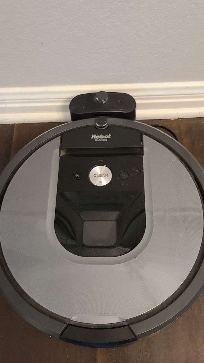 Roomba Won't Charge? Here's How to Fix It