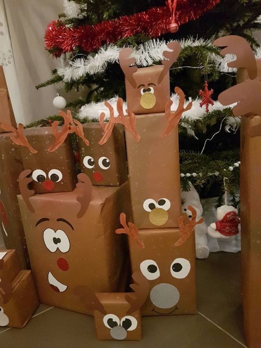 You can create a whole herd of gift-box reindeer!