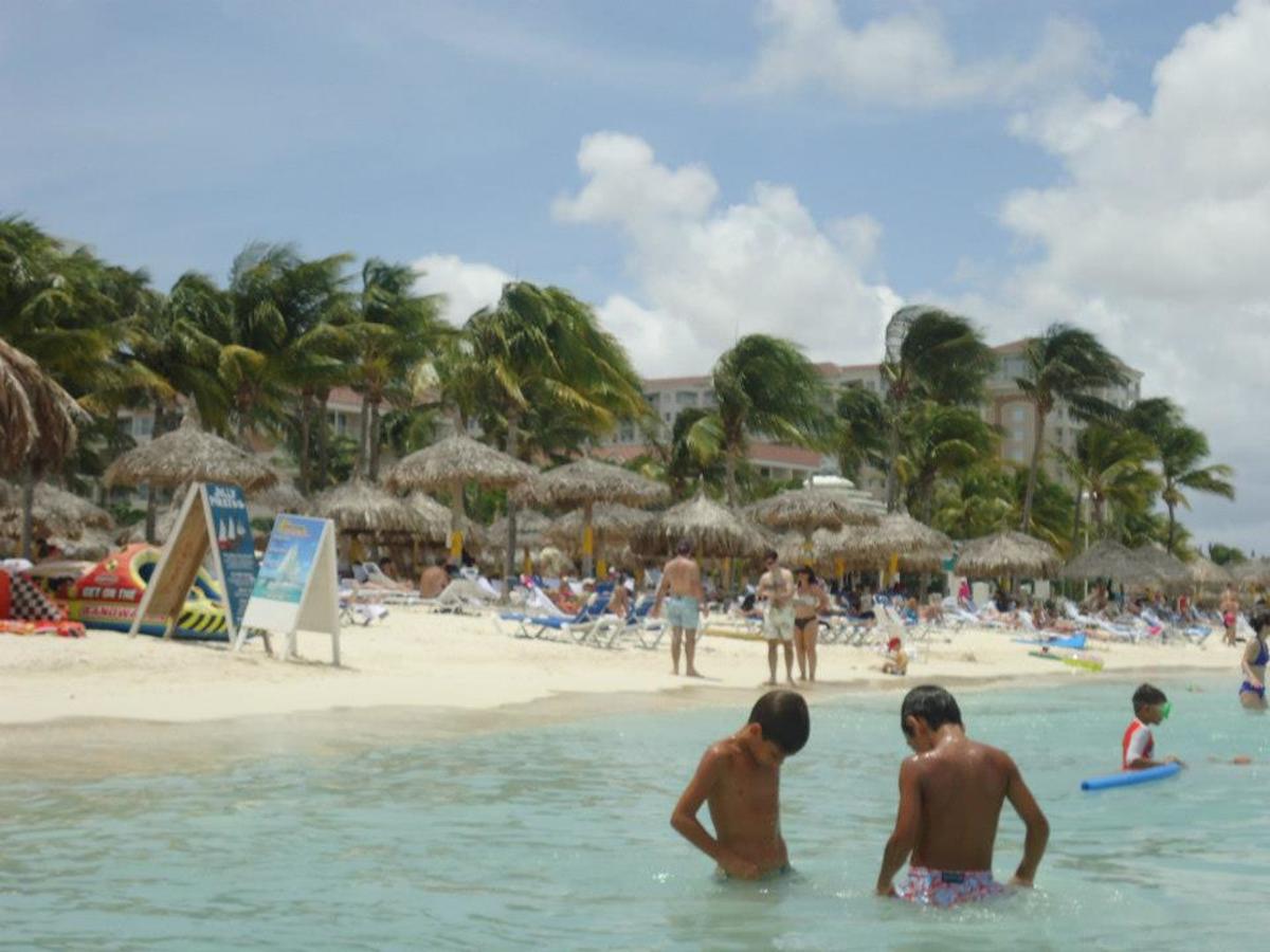 Clear water and the pretty beach keep Aruba's Palm Beach on Best Beaches of The World lists.