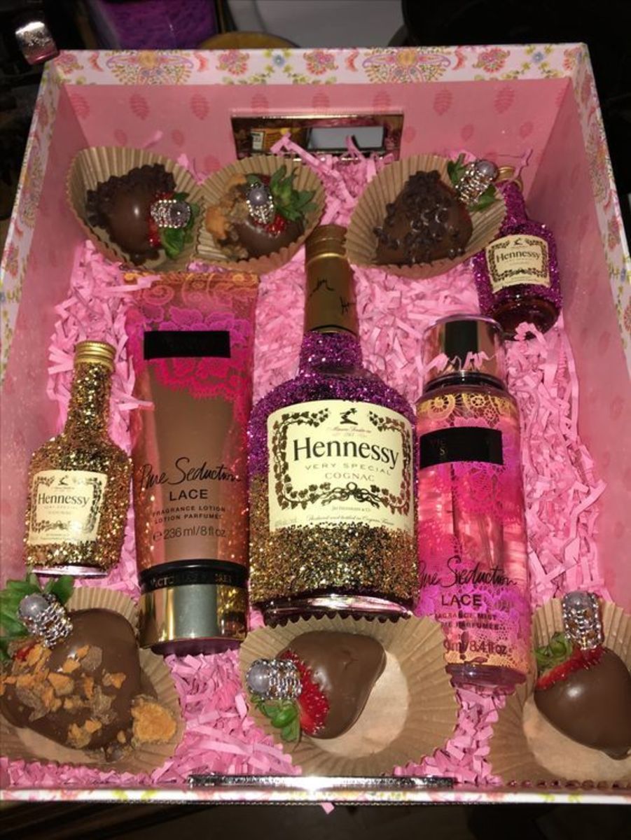 Hennessy and Perfume Gift Box