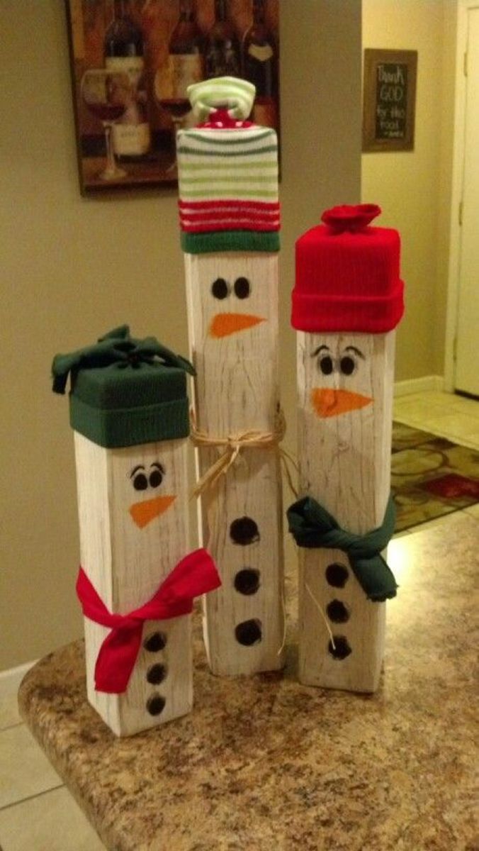 Wooden Fencepost Snowmen