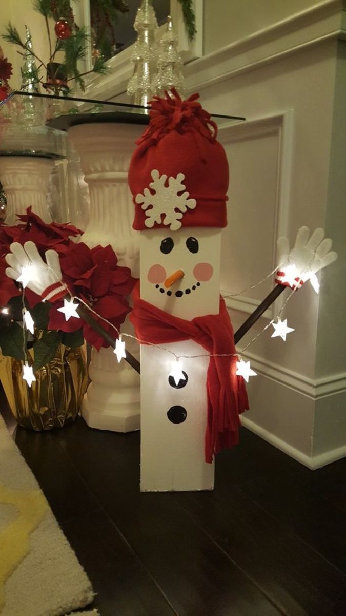Wooden Pole Snowman With Gloves