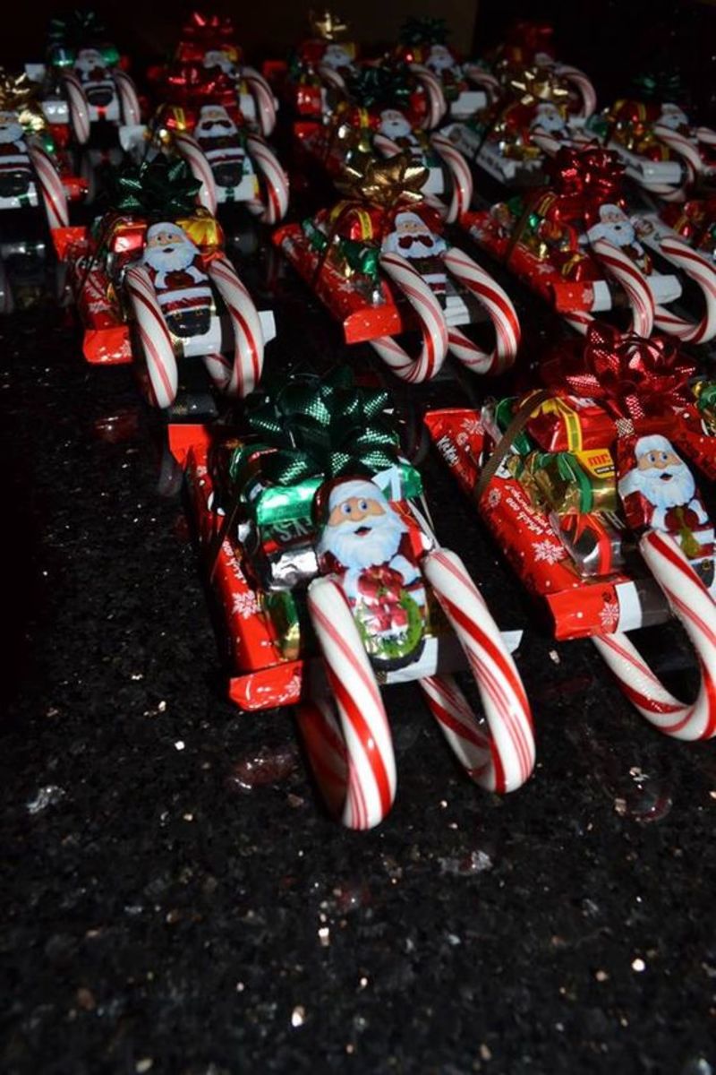 Candy Sleighs With Mini Chocolate Bars