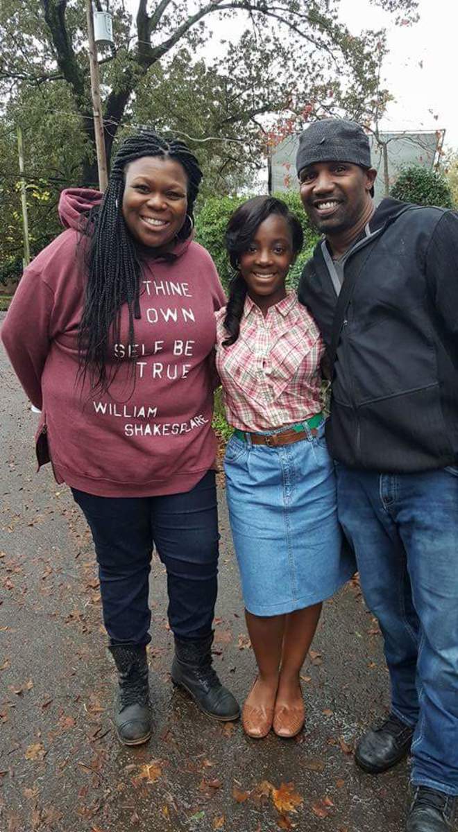 Kimani on set of  the 2016 film, 'Almost Christmas' with the beauty team.