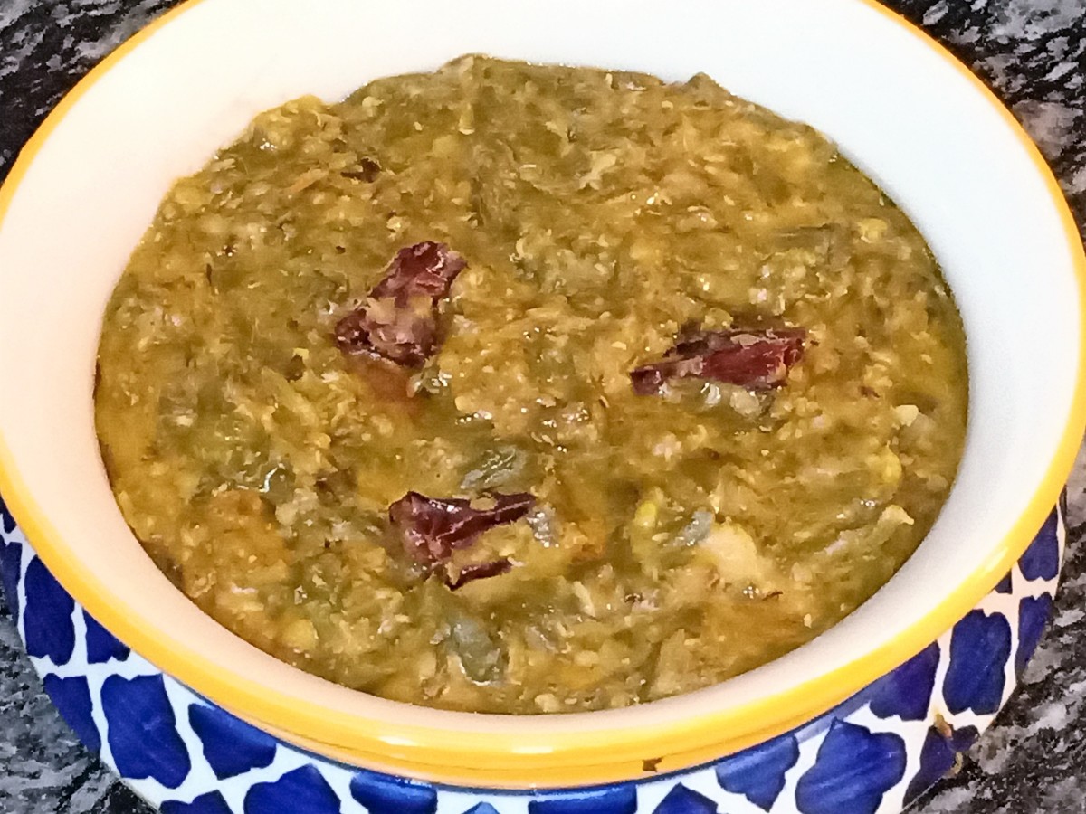 Moong Dal Palak (Spinach and Lentil Curry) Recipe