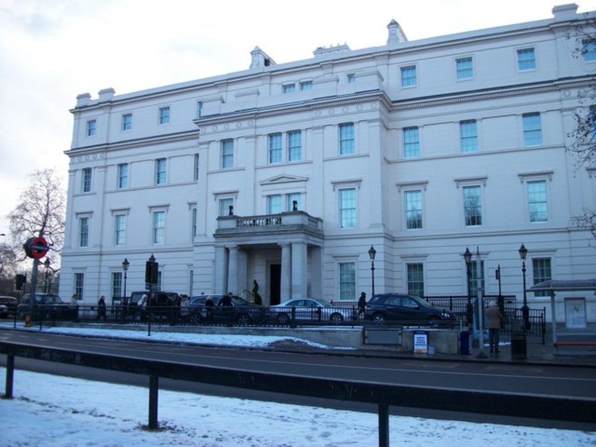 The Lanesborough Hotel entrance The building was formerly St George's Hospital