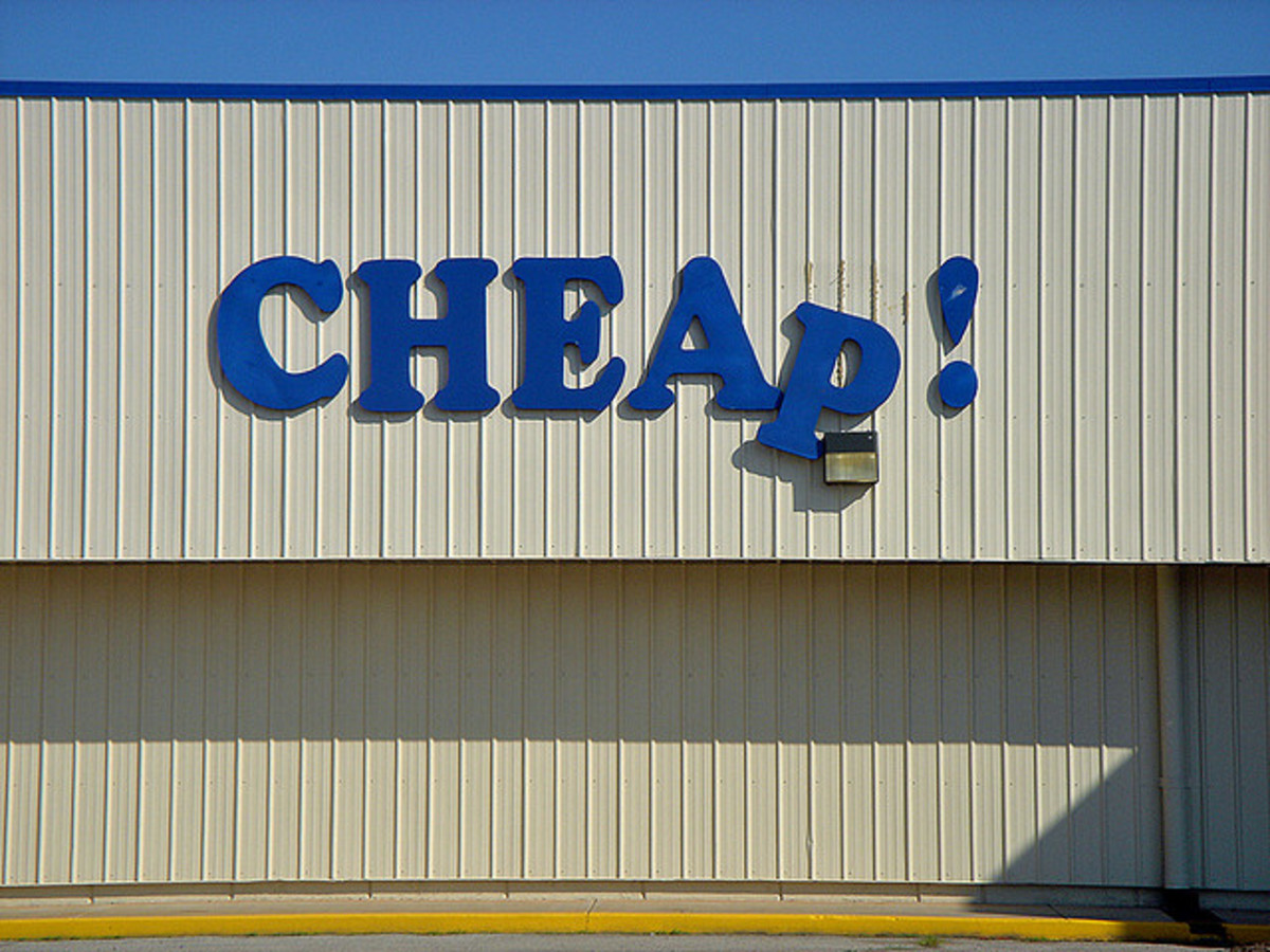How to Live With an Extreme Cheapskate (4 Ways to Stop Being Cheap)