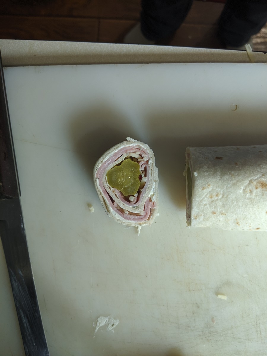 minnesota-sushi-or-pickle-roll-ups