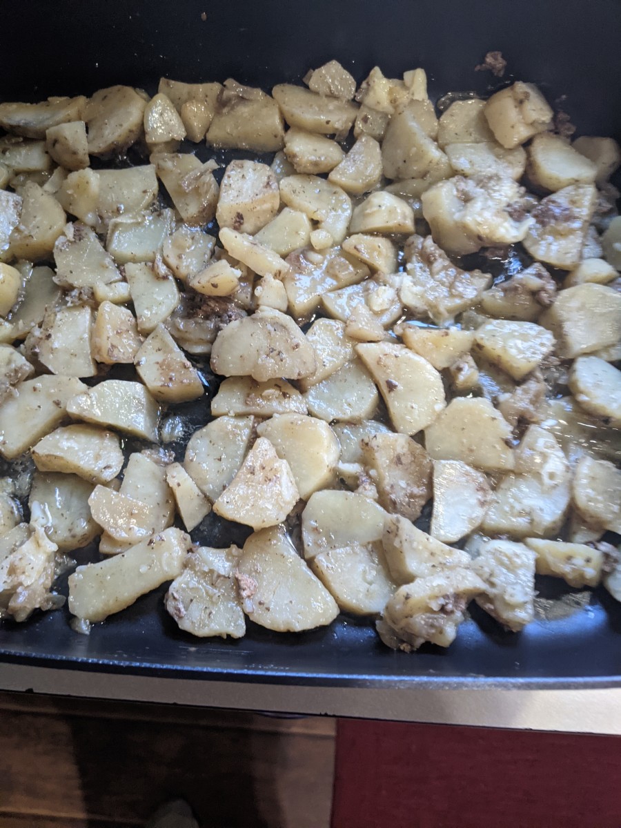 fried-potatoes-from-duck-fat-infused-potatoes