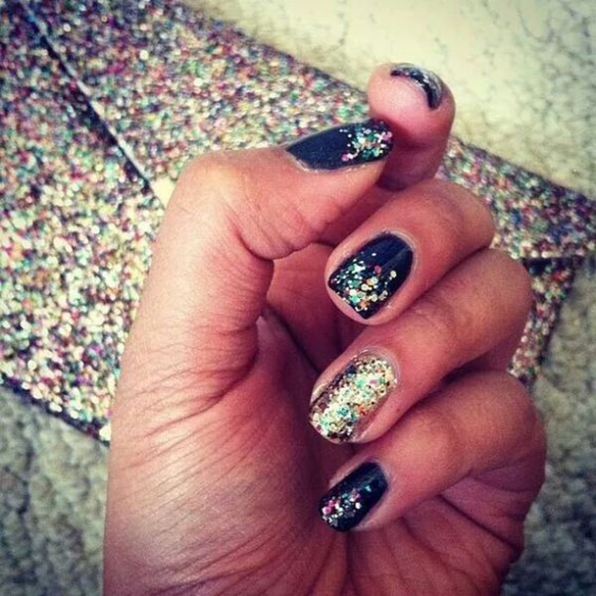 new-years-eve-nail-art-ideas-and-designs