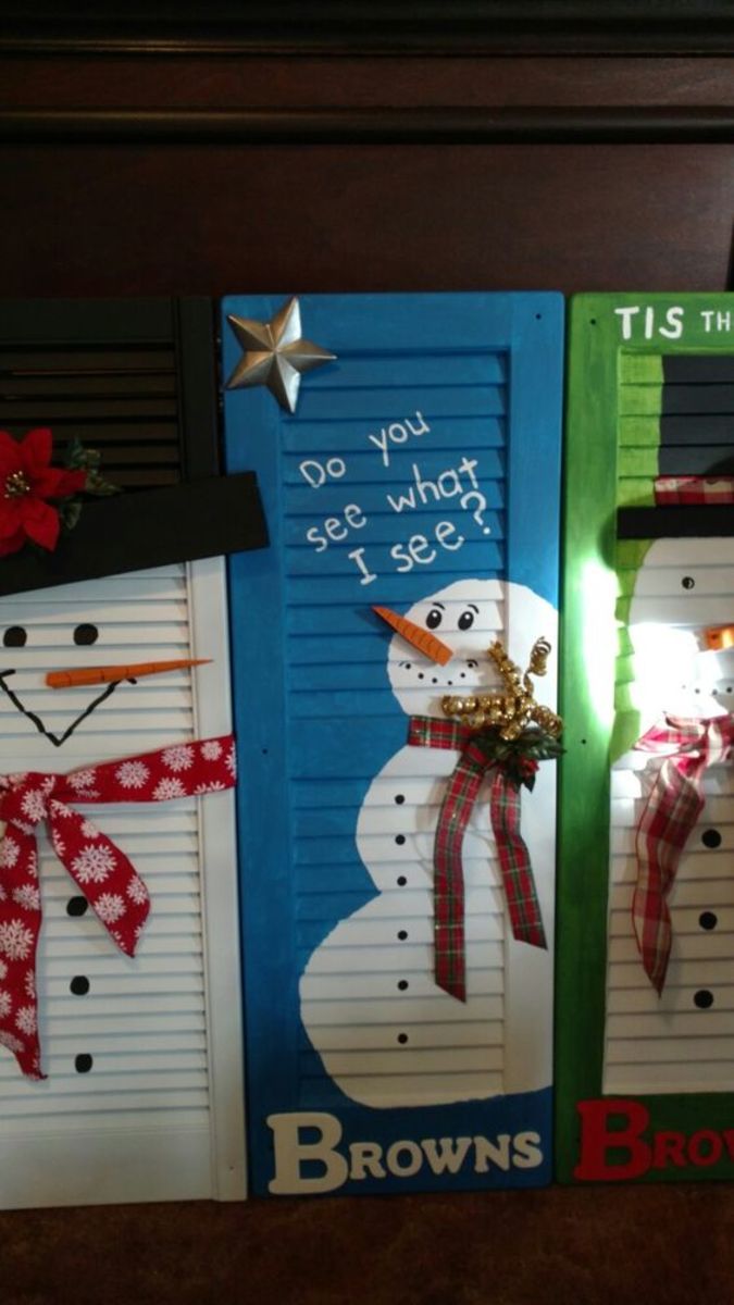Easy Christmas Decorations to Make on Budget - Snowman Shutters