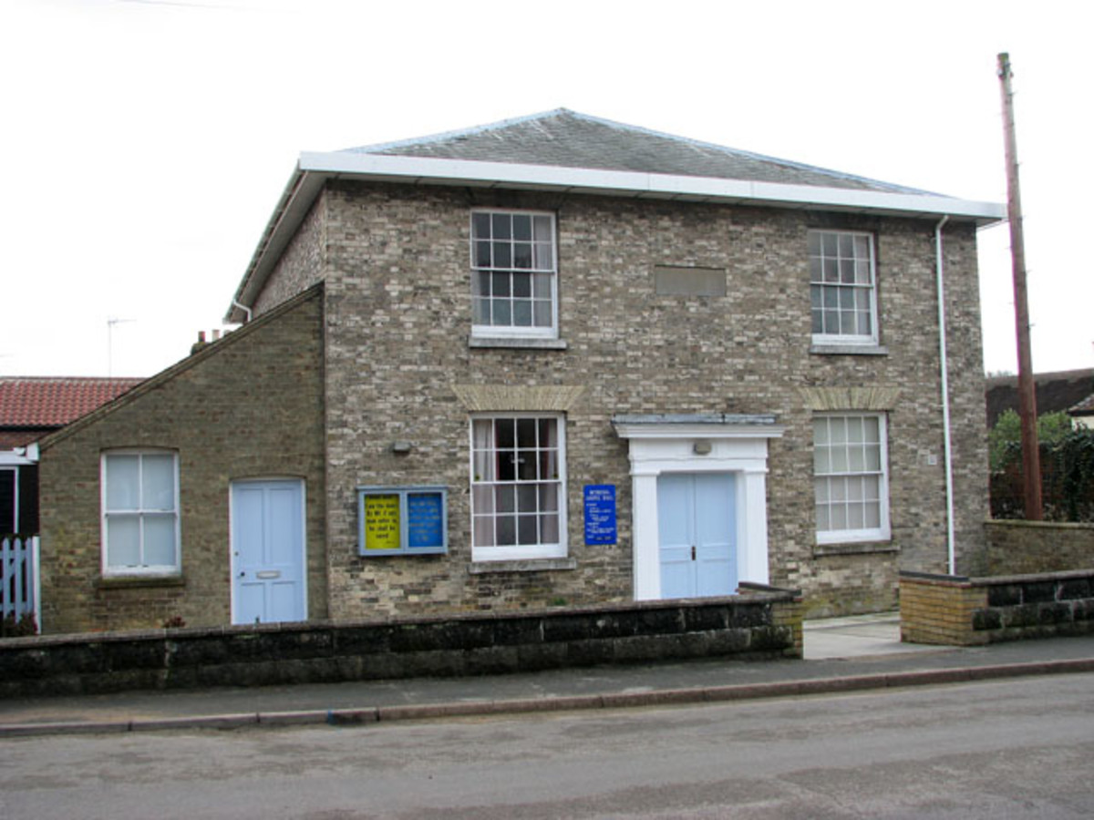 Visiting Coltishall, Norfolk, England and Its Former Wesleyan Chapel