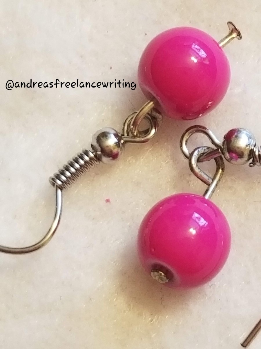 how-to-make-simple-pink-spherical-bead-earrings