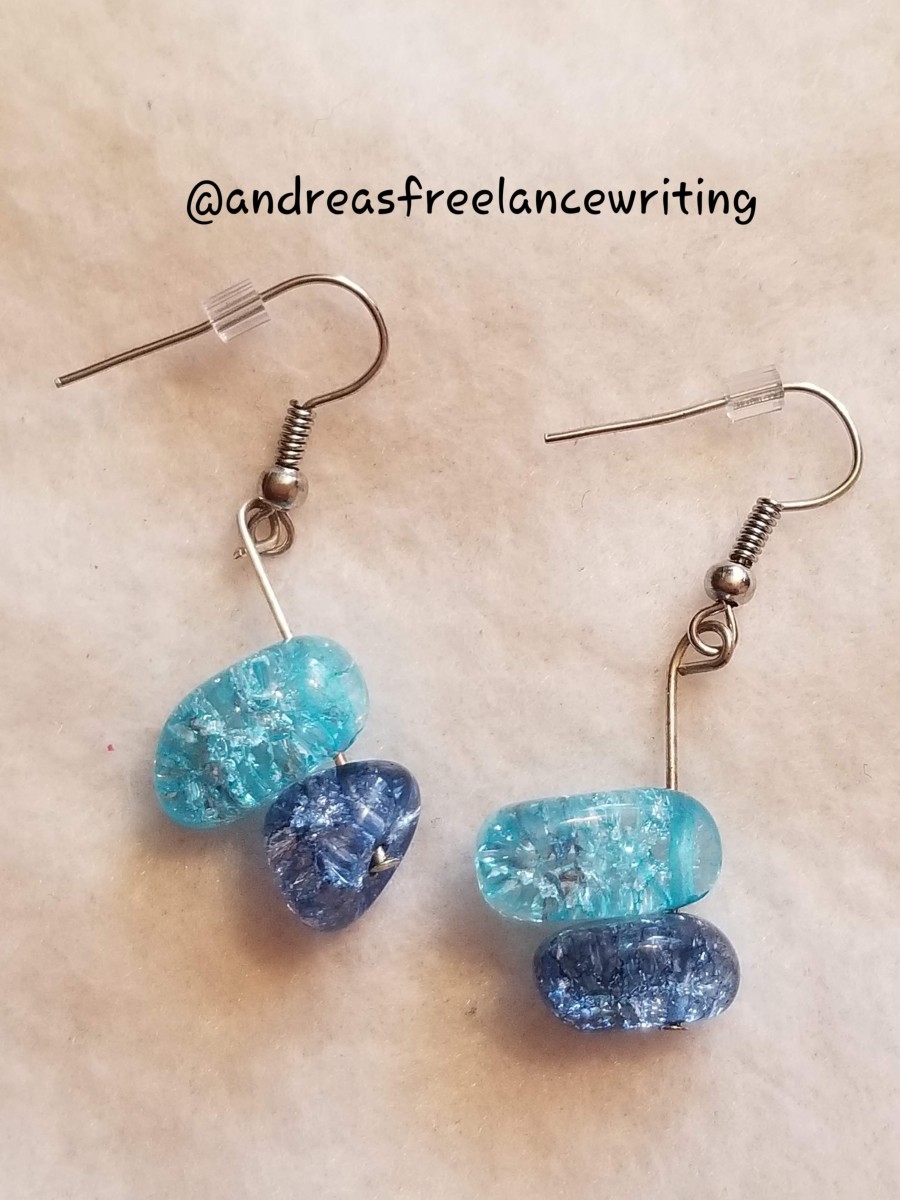 How to Make Simple Dark Blue Jean and Clover Colored Stone Earrings