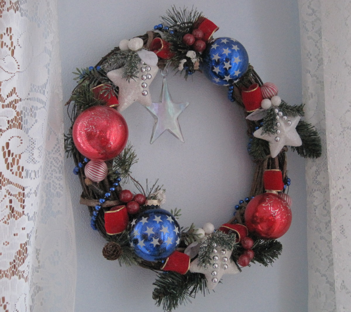 Red, White and Blue Patriotic Holiday Wreath