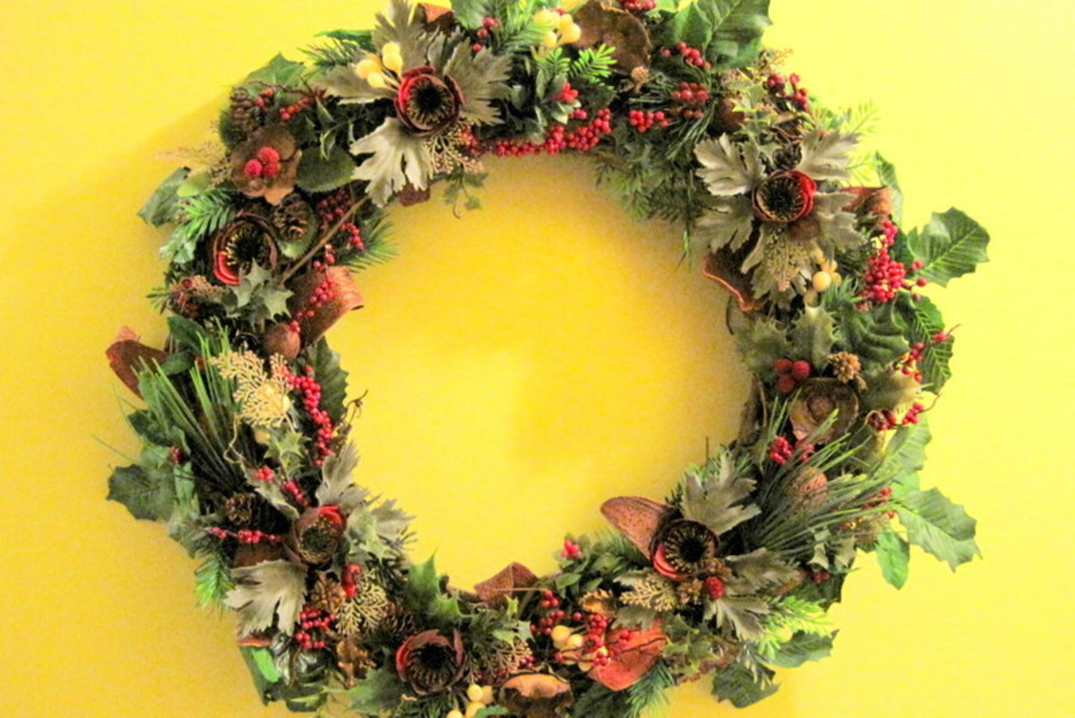 colorful-and-creative-one-of-a-kind-wreaths