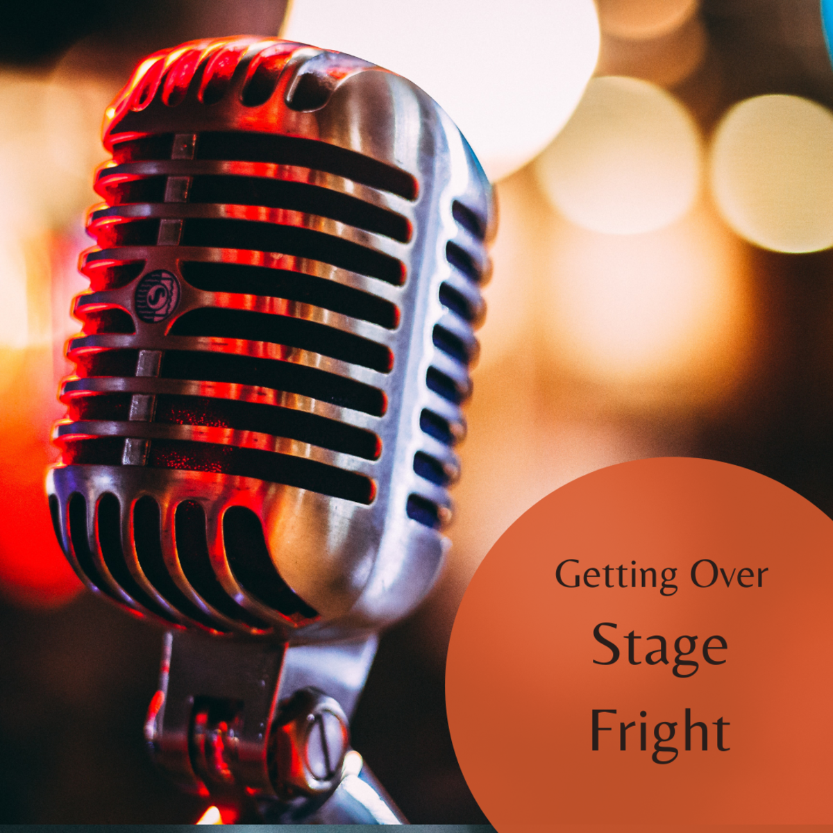 How to Handle Criticism and Avoid Stage Fright as a Guitar Player