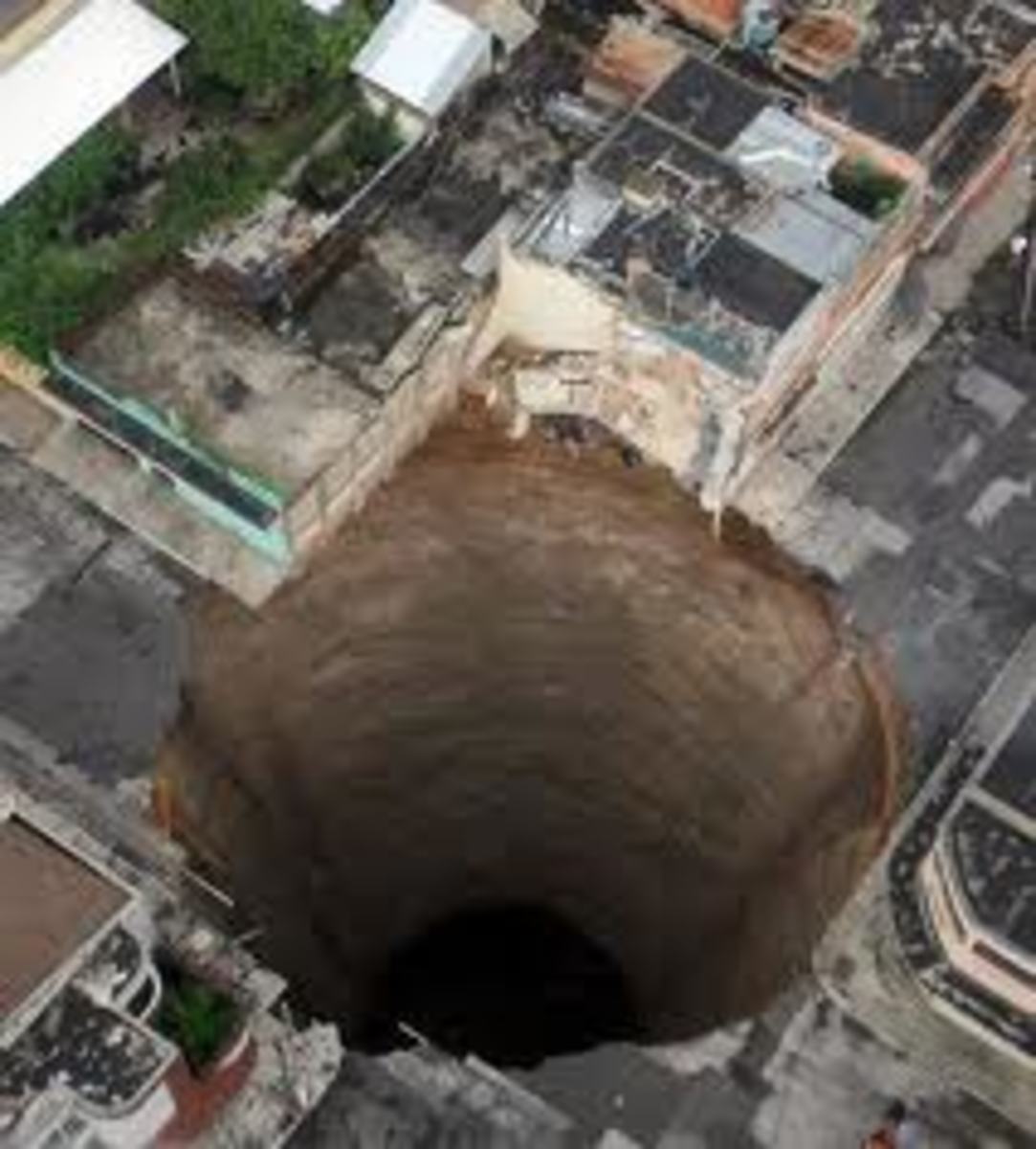 The almost perfect symmetry of this sinkhole Guatemala is amazing. 
