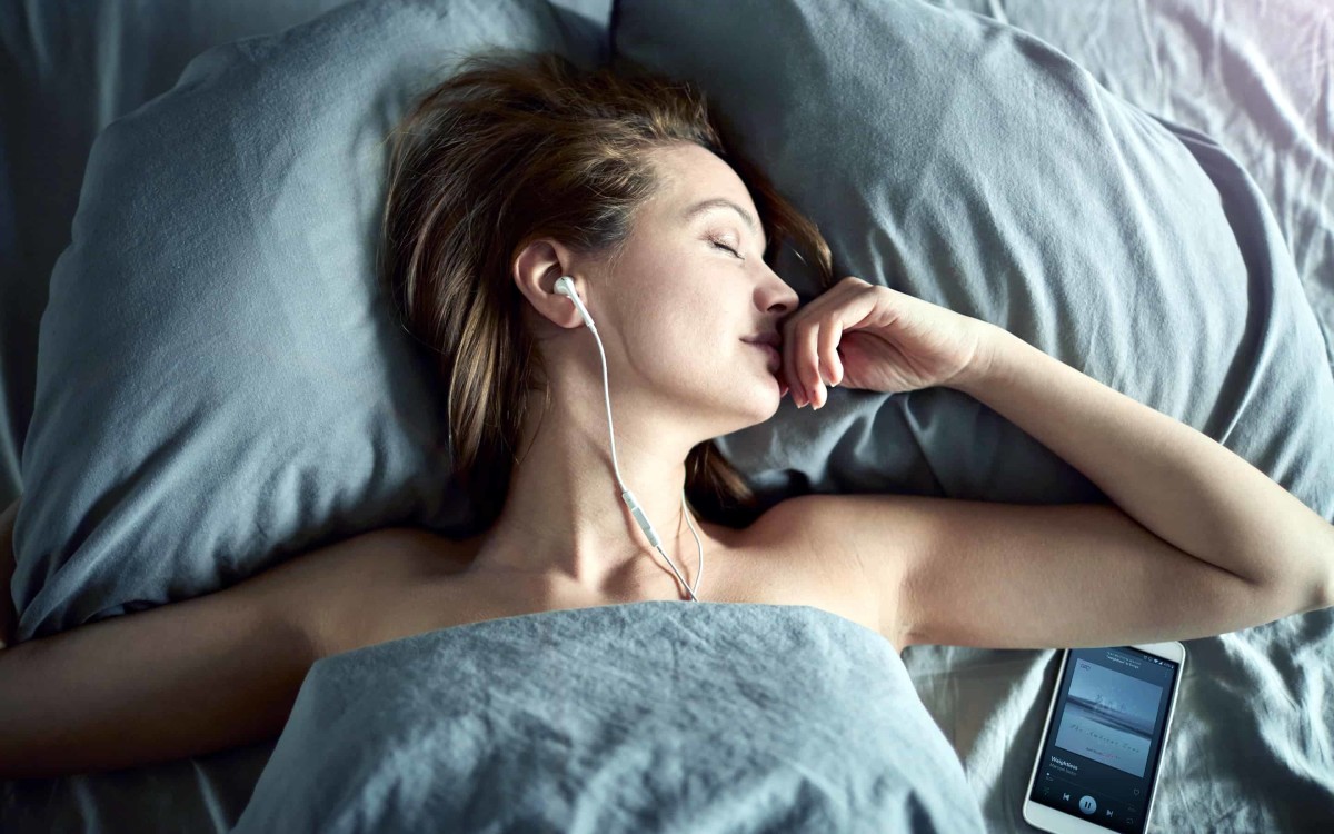 some-tricks-to-help-you-fall-asleep-quickly