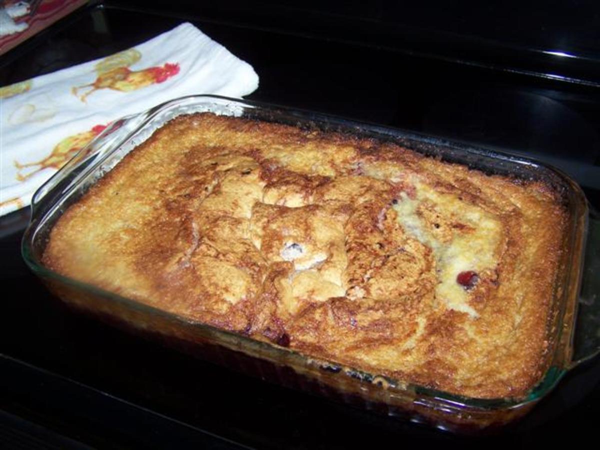 Cheap and Easy Fruit Cobbler Recipe.