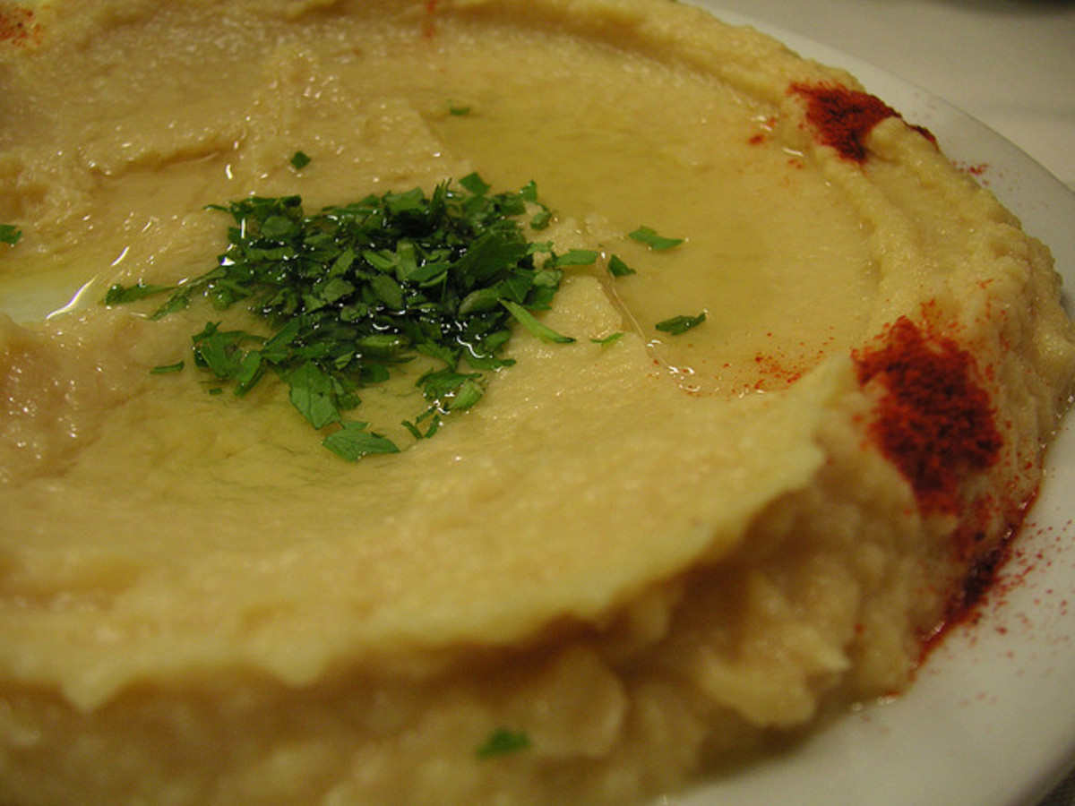 hummus-for-garlic-lovers-an-authentic-middle-eastern-hummus-recipe
